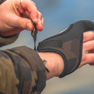 Chránič prsta Avid Carp Neoprene Finger Stall